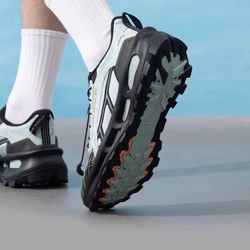 Under Armour Chaussures de tra - Men Shoes Under Armour avis et prix